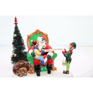 Dept 56 Snow Village - Santa Comes to Town - 2006